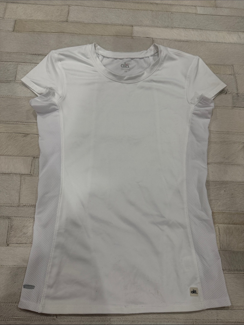 ALO  Women’s White Short Sleeve Performance Tee